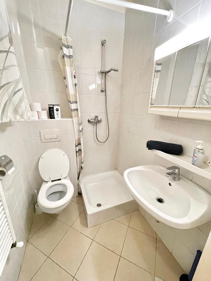 Apartament Isabelle Residency - Balcony & A.C Budapeszt Zewnętrze zdjęcie